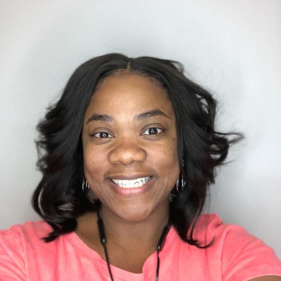 Meet your Posher, Kimberly - Picture 1 of 1